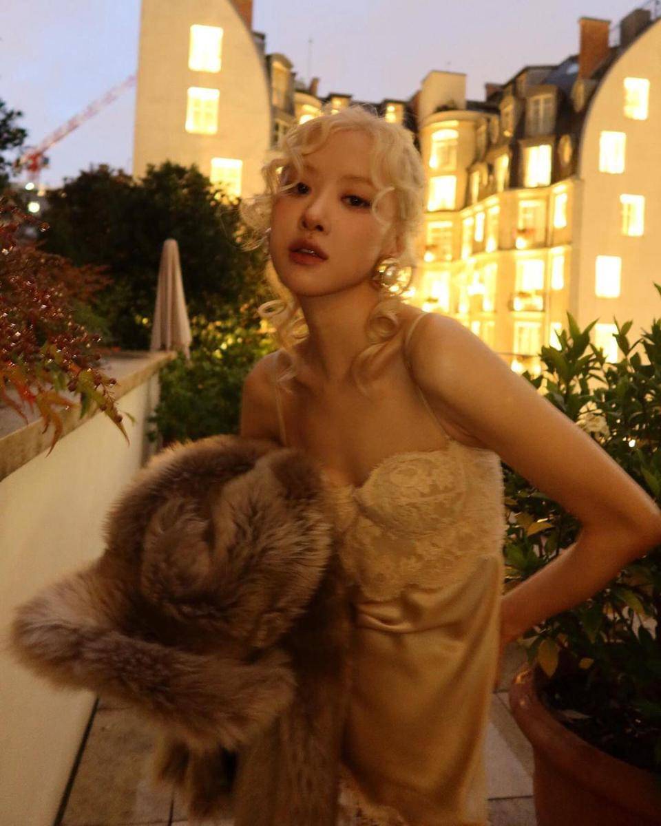 Instagram.com/roses_are_rosie